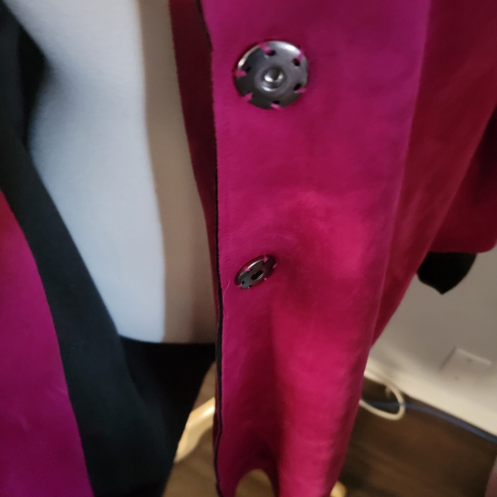 Pink Jacket - Picture 4 of 7